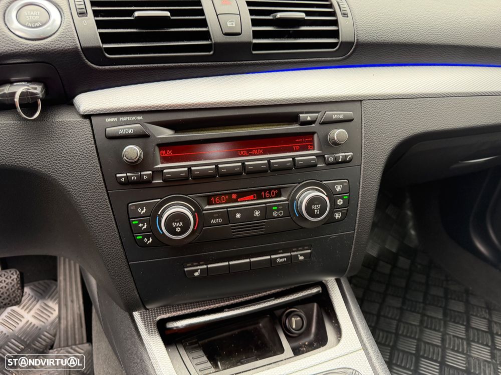 BMW 123 d DPF Edition Sport - 21