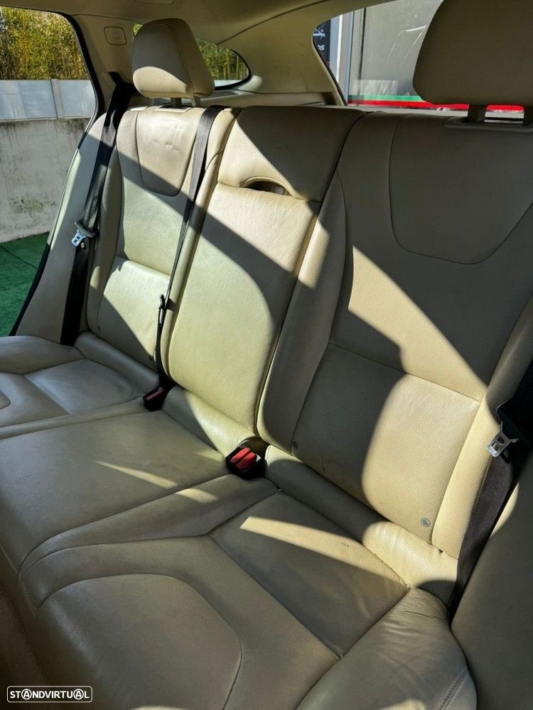 Volvo V60 1.6 D2 Drive Summum Start/Stop - 14