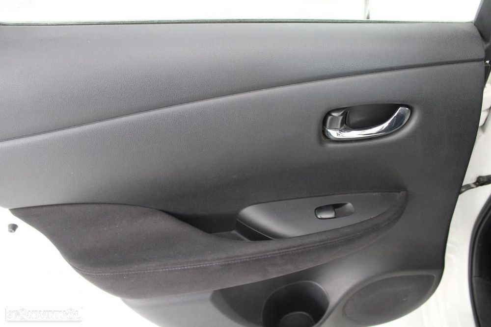 Nissan Leaf Visia+ - 11