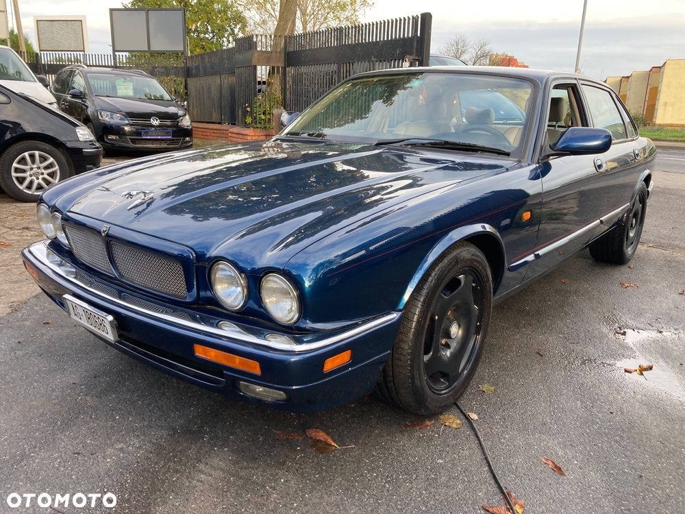 Jaguar XJR 4.0 - 1