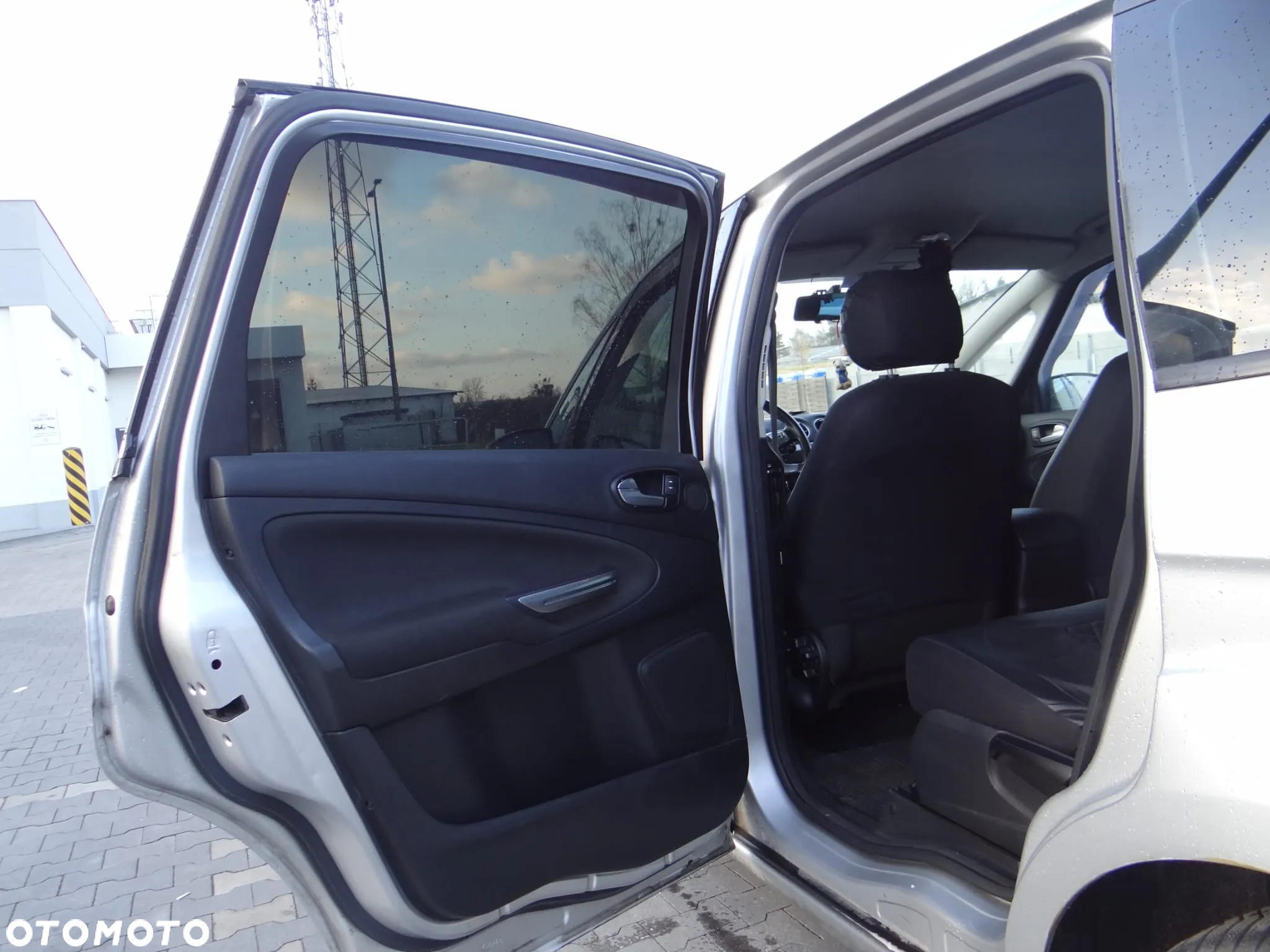 Ford S-Max - 8