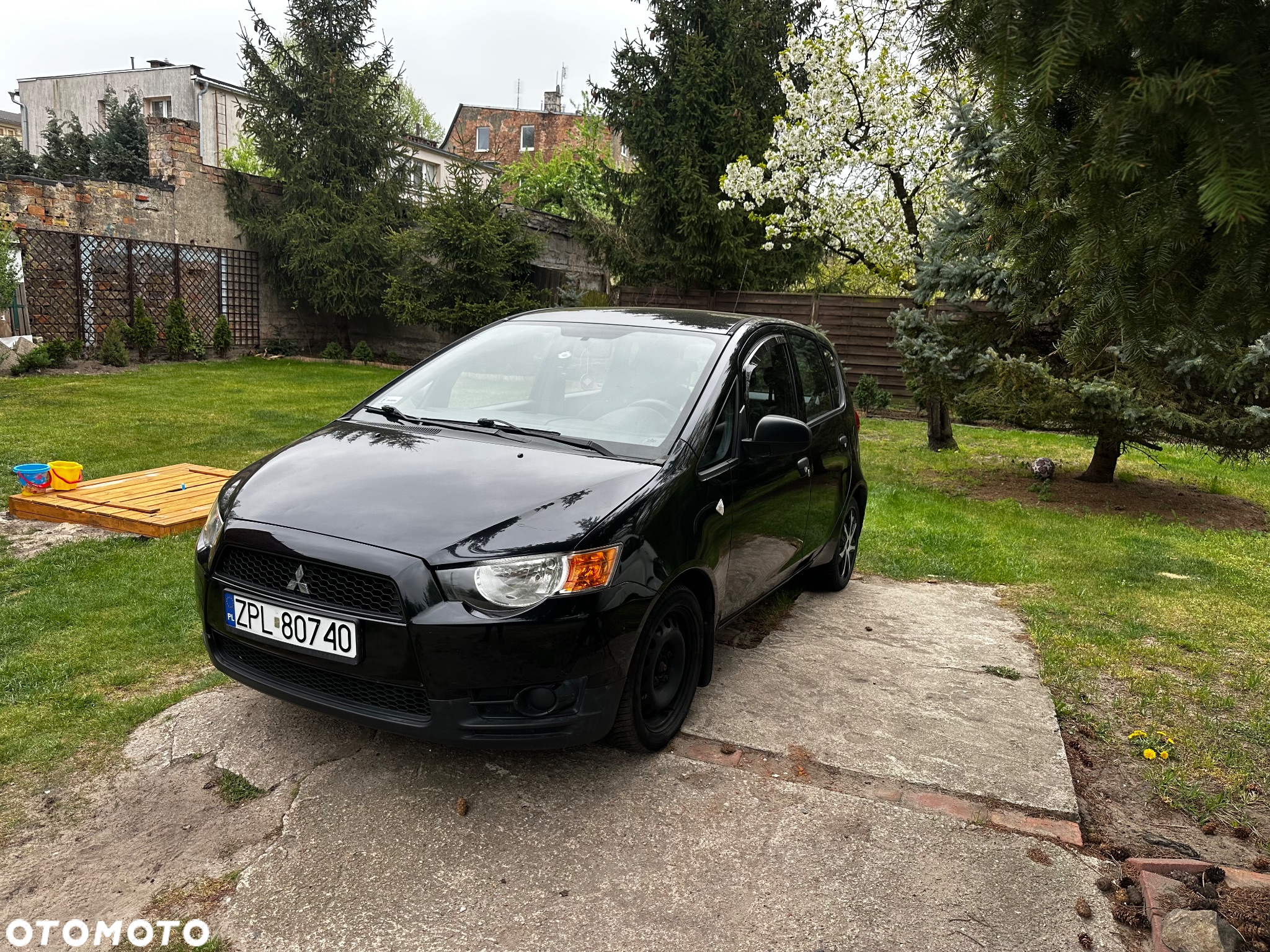 Mitsubishi Colt 1.3 Intense ASTC - 2