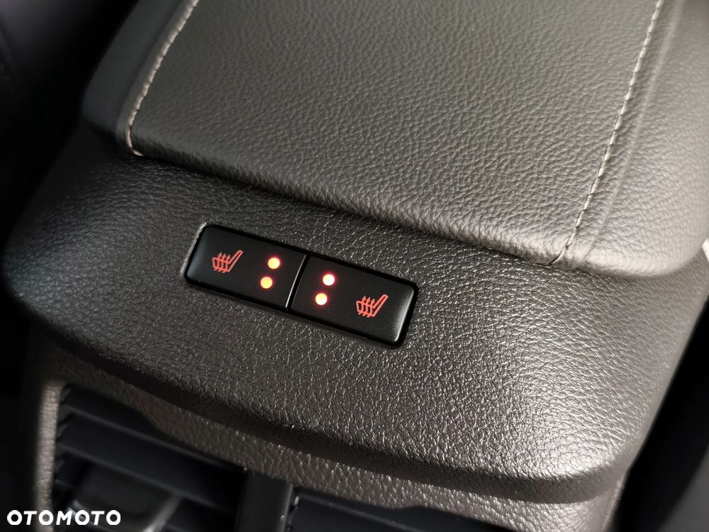Ford Mondeo - 33