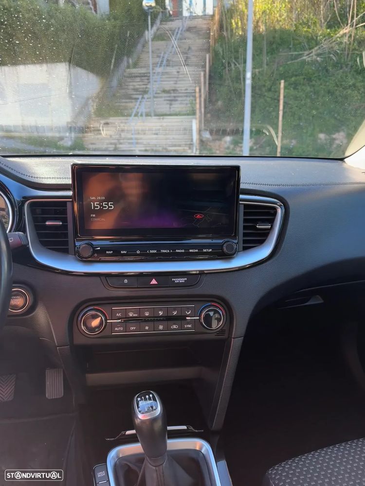 Kia Ceed SW 1.6 CRDi MHEV Drive - 12