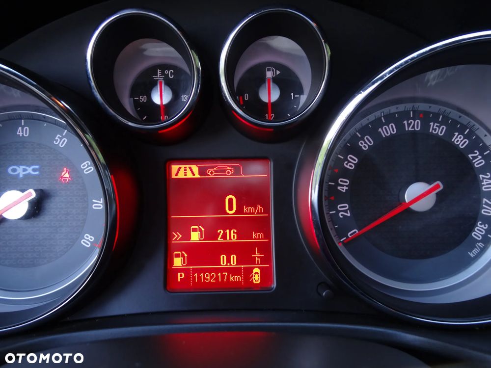 Opel Insignia 2.8 T V6 OPC - 17
