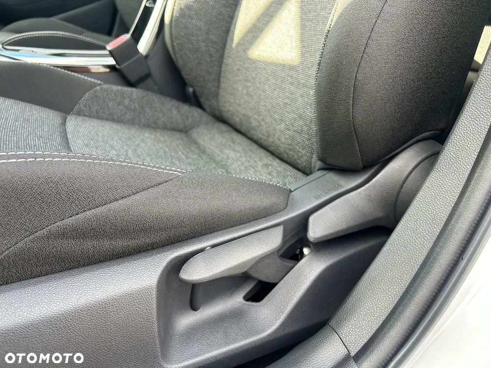Toyota Corolla 1.8 Hybrid Comfort - 34