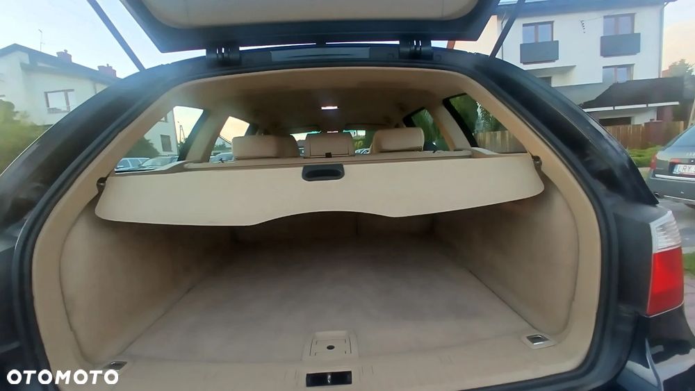 BMW Seria 5 - 34