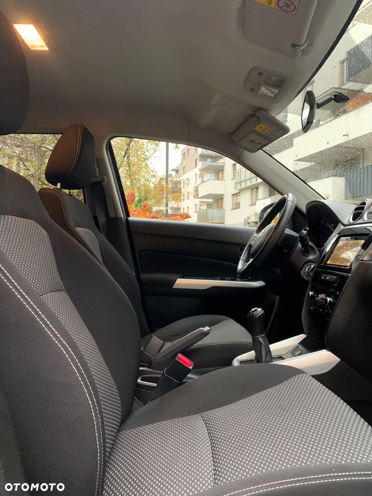 Suzuki Vitara 1.6 Premium 2WD - 13