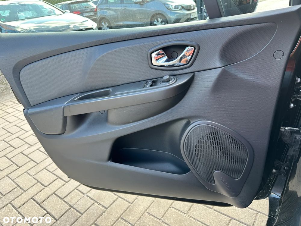 Renault Clio - 18