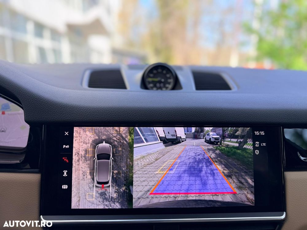 Porsche Cayenne E-Hybrid - 11