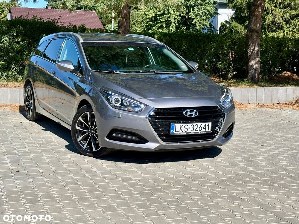 Hyundai i40 Kombi blue 1.7 CRDi DCT Style - 2