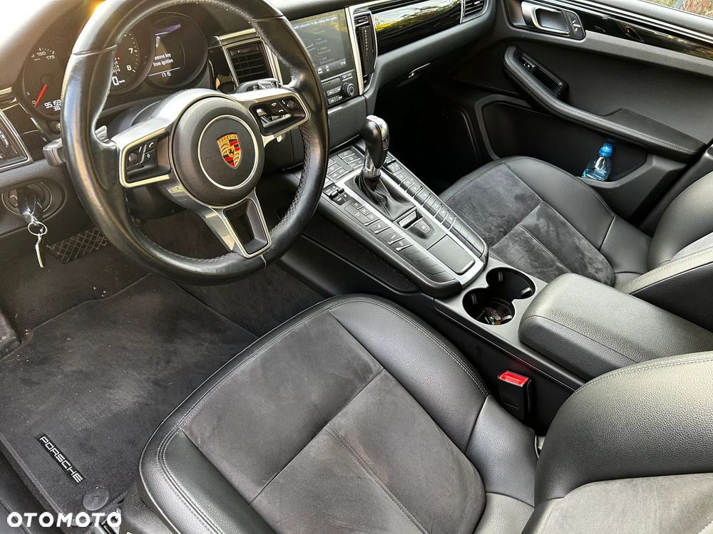 Porsche Macan Standard - 7