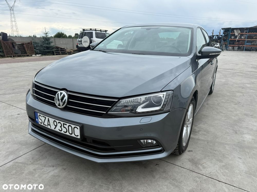 Volkswagen Jetta 1.4 TSI BMT Highline - 2