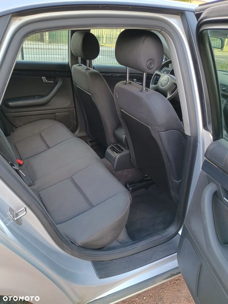 Audi A4 Limousine 2 - 19