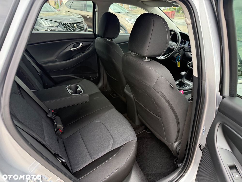 Hyundai i30 1.5 T-GDI 48V-Hybrid Advantage - 14