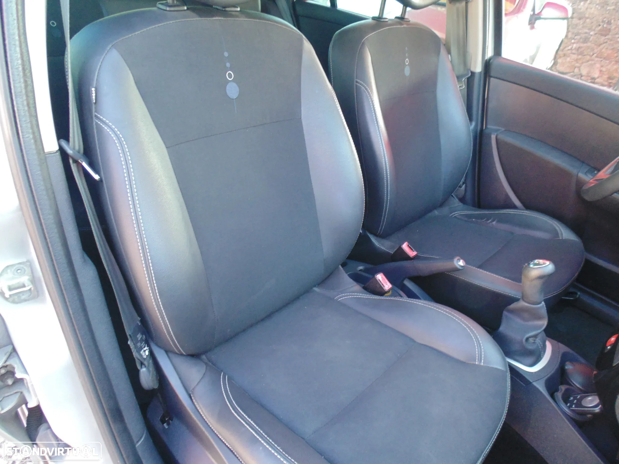 Renault Clio Break 1.5 dCi Dynamique S - 15