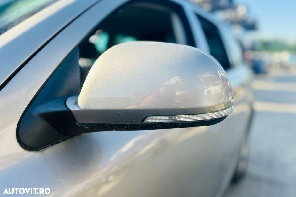 OGLINDA STANGA SKODA OCTAVIA SCOUT - AN 2010