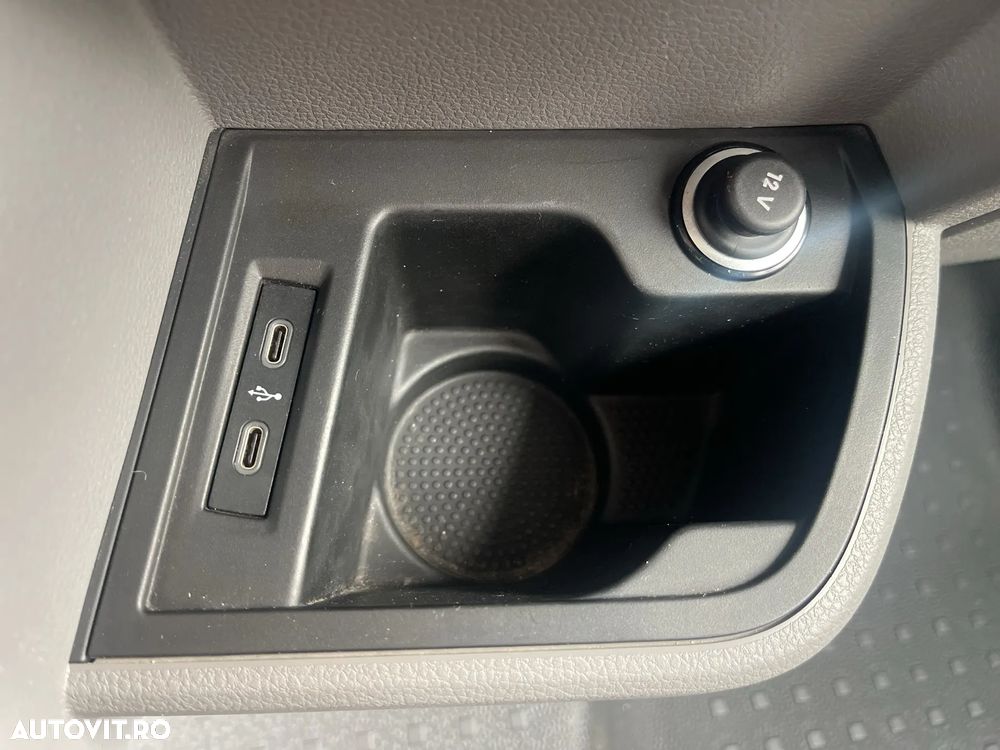 Volkswagen Transporter Kombi TDI Lang DSG - 28