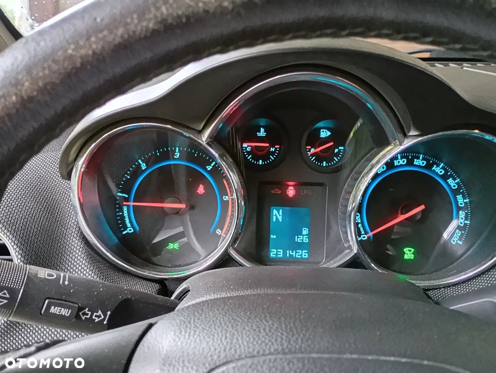 Chevrolet Cruze 2.0 D LTZ+ - 3