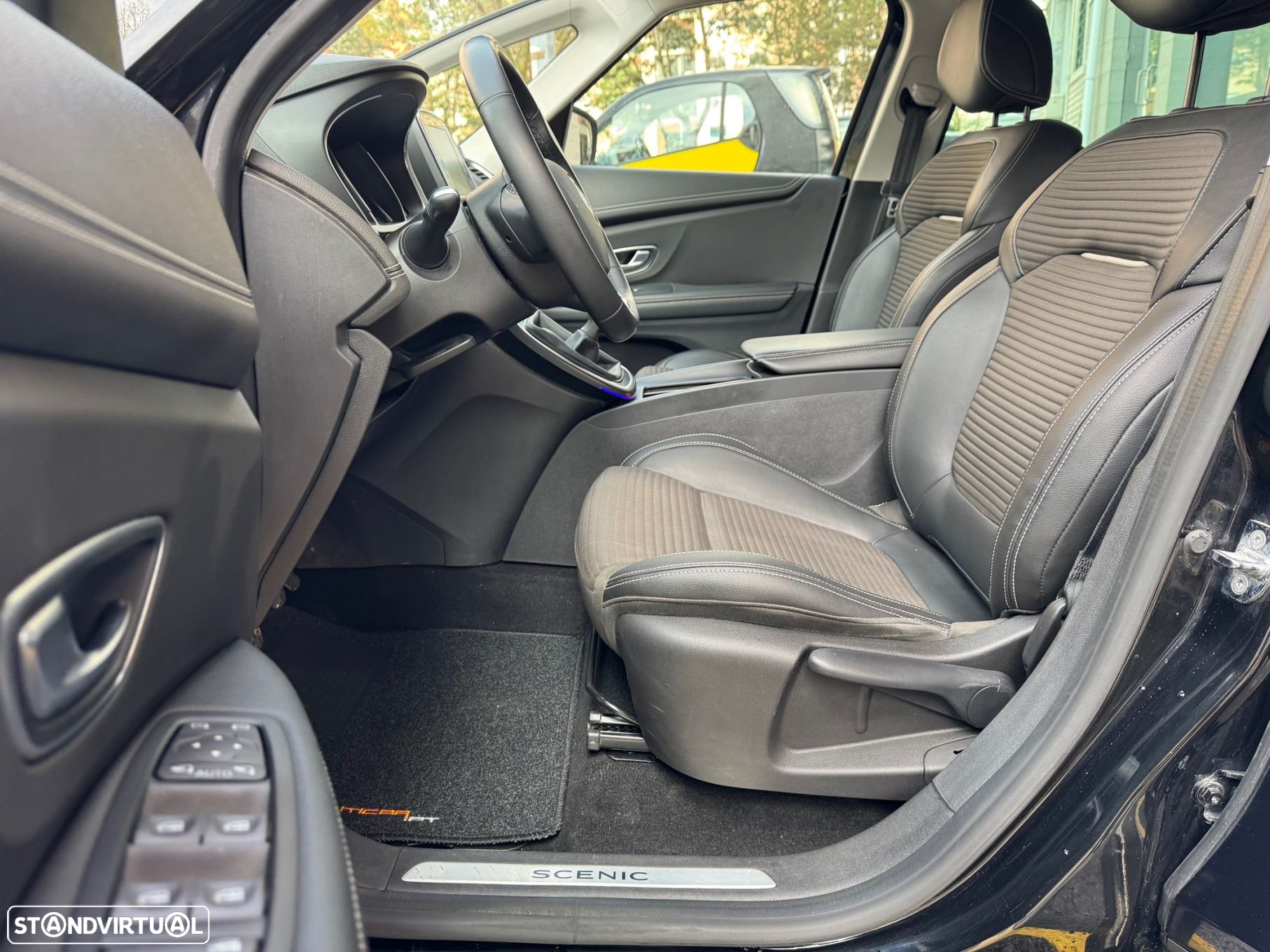 Renault Grand Scénic 1.6 dCi Dynamique S SS - 9