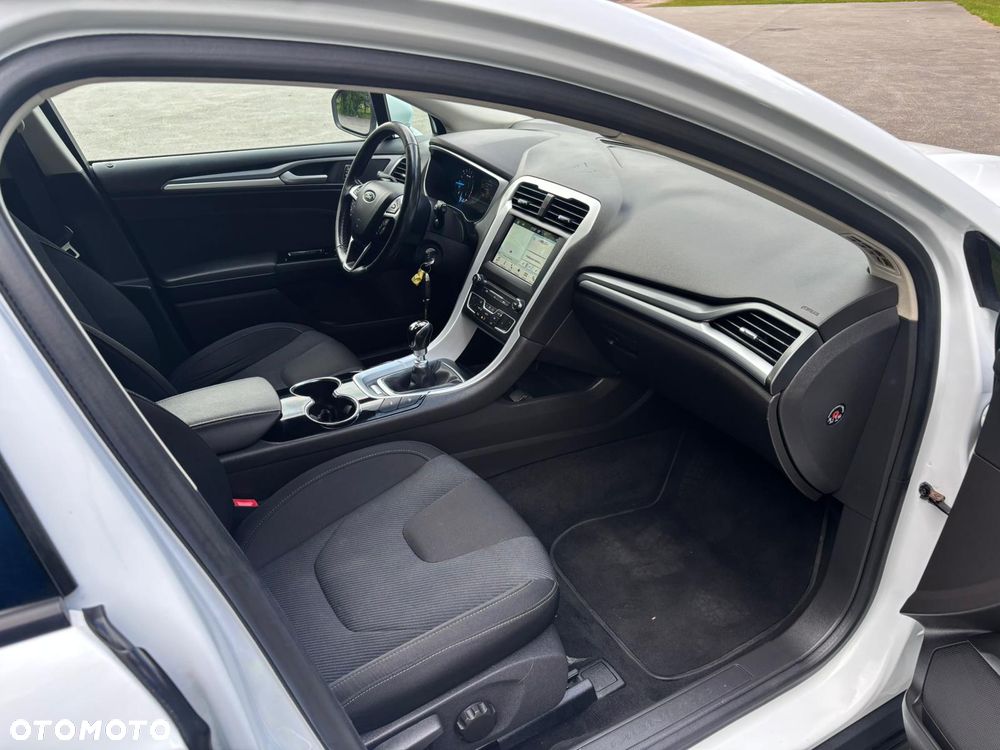 Ford Mondeo - 21