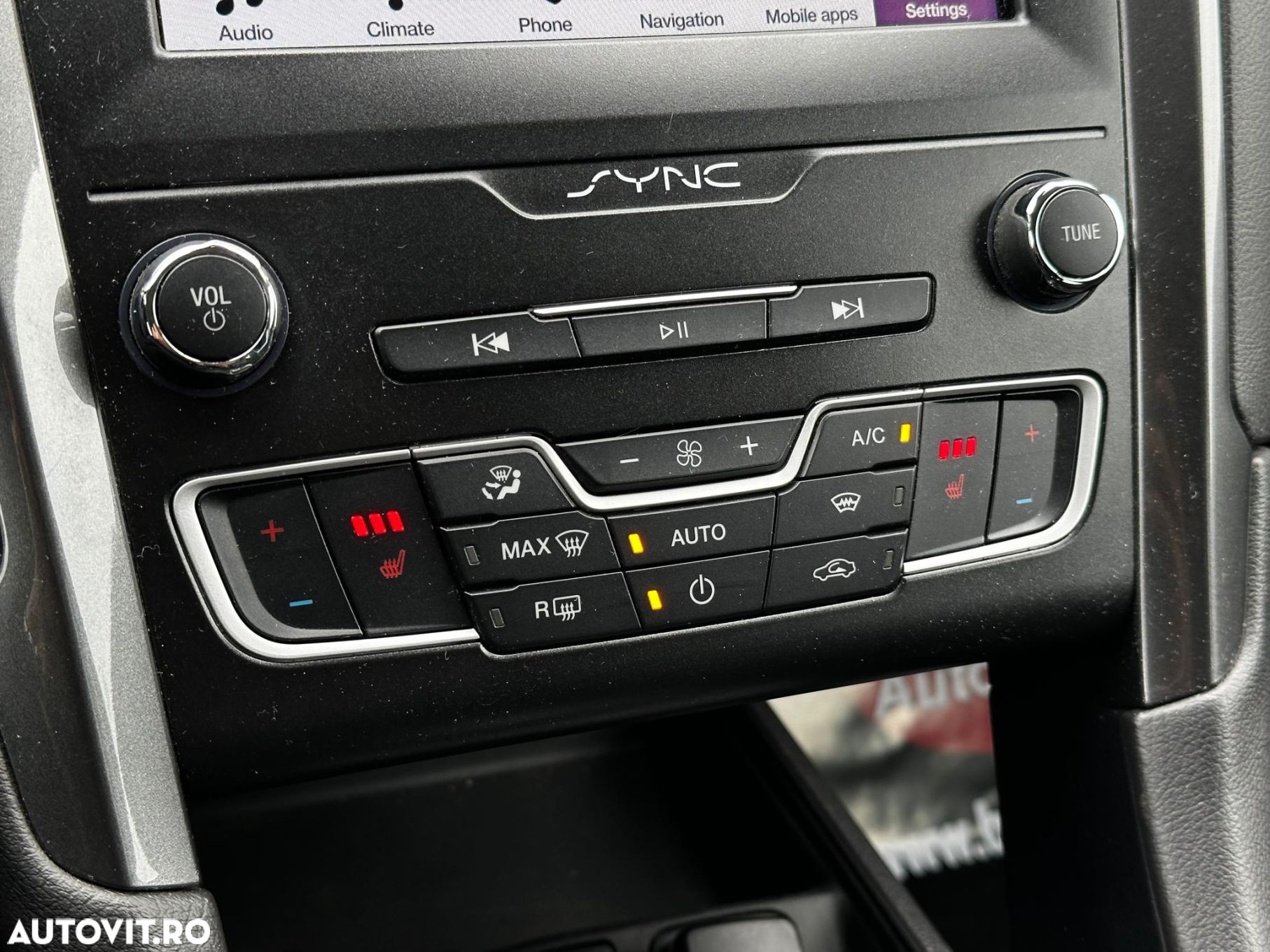 Ford Mondeo - 16