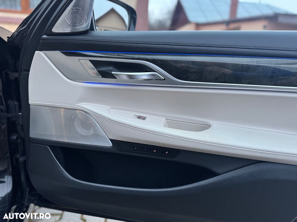 BMW Seria 7 745Le AT PHEV - 11