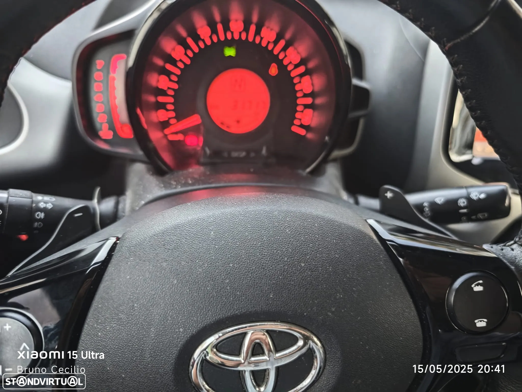 Toyota Aygo 1.0 X-Play Plus+X-Touch MM - 4