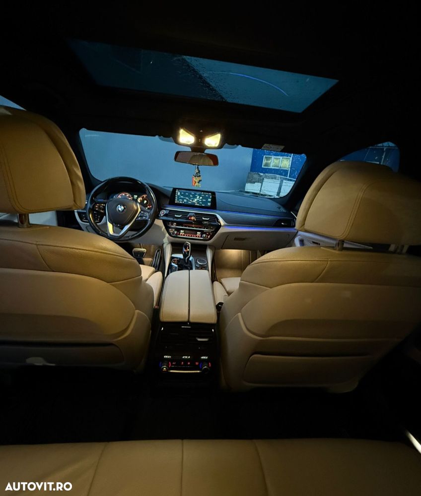 BMW Seria 5 520d Aut. Luxury Line - 20