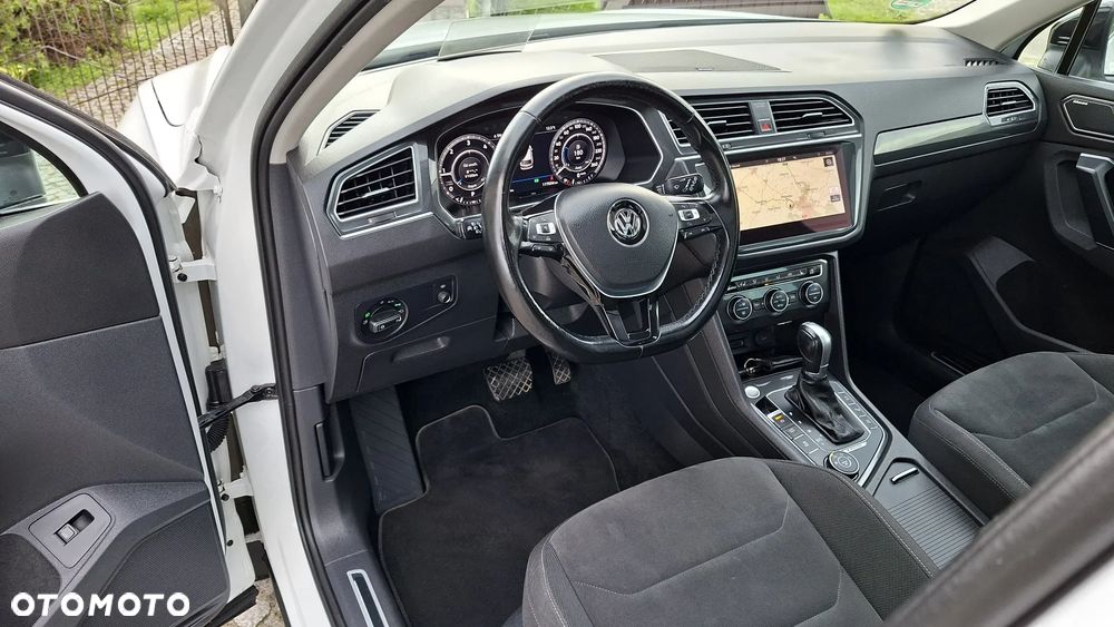 Volkswagen Tiguan 2.0 TDI SCR 4MOTION DSG Highline - 24