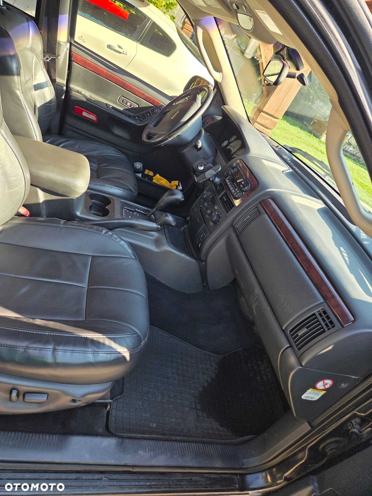 Jeep Grand Cherokee - 3