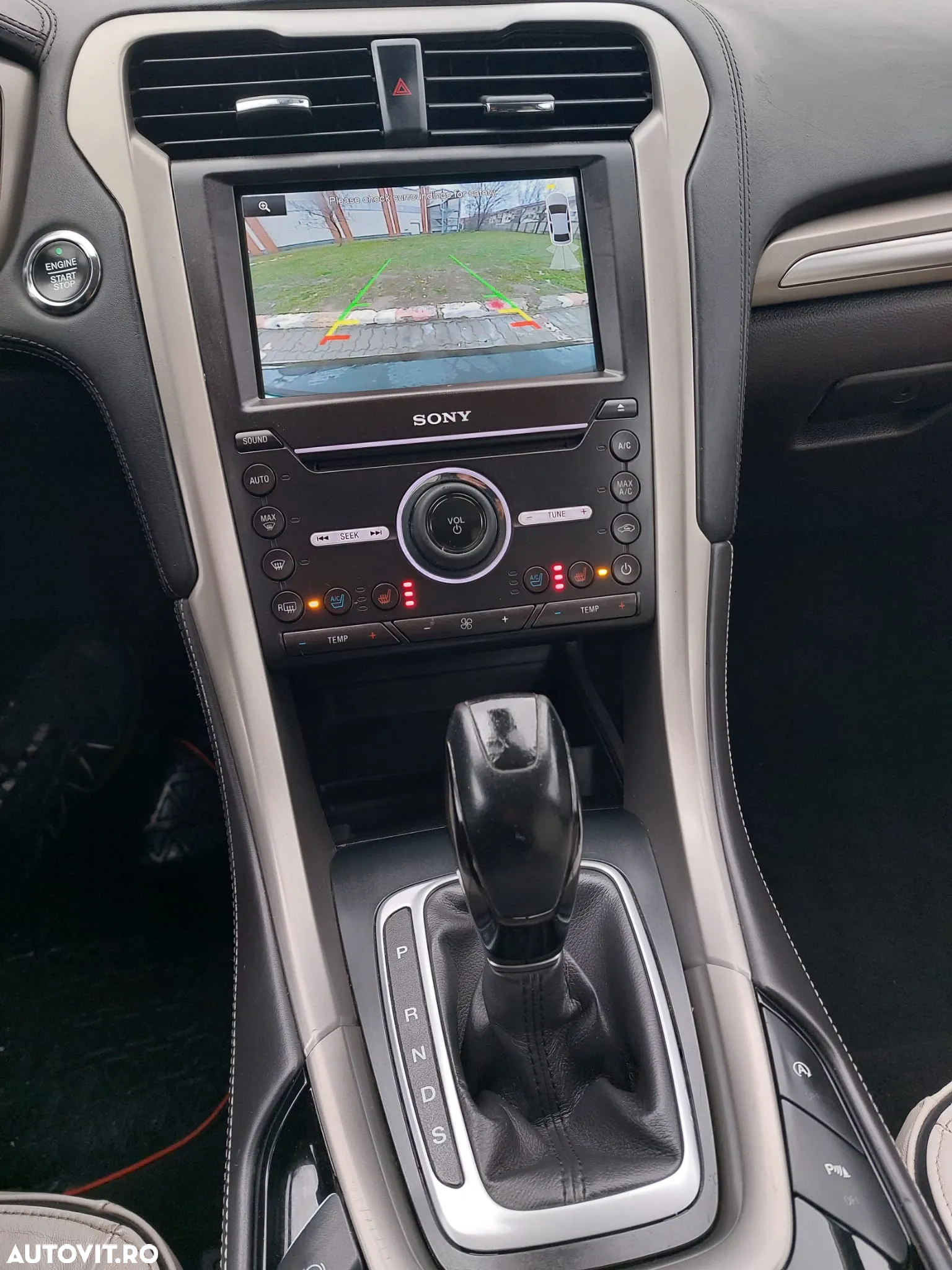 Ford Mondeo 2.0 TDCi Powershift Titanium - 23