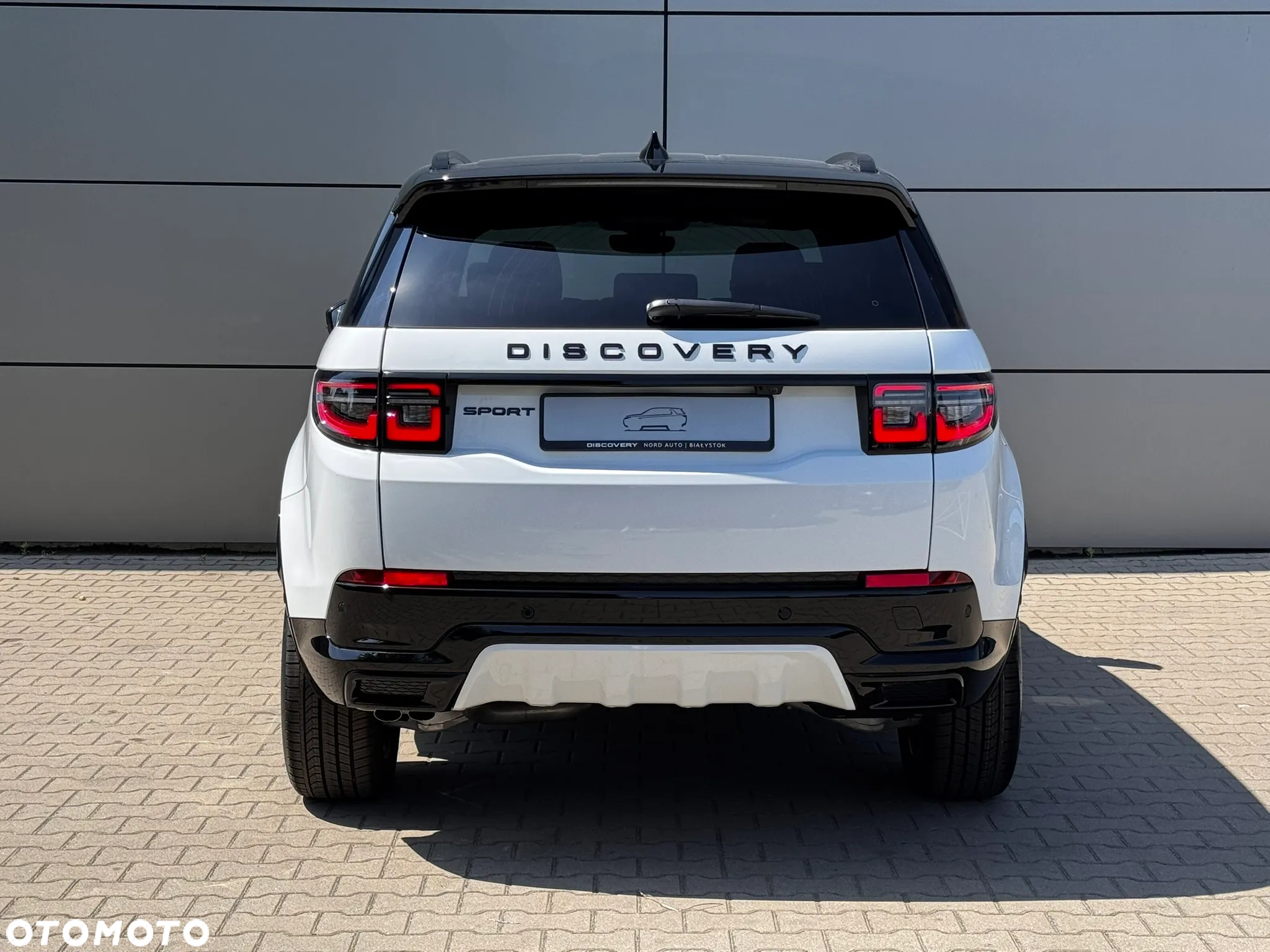 Land Rover Discovery Sport D165 Dynamic SE - 6