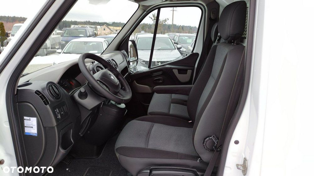 Renault Master - 24