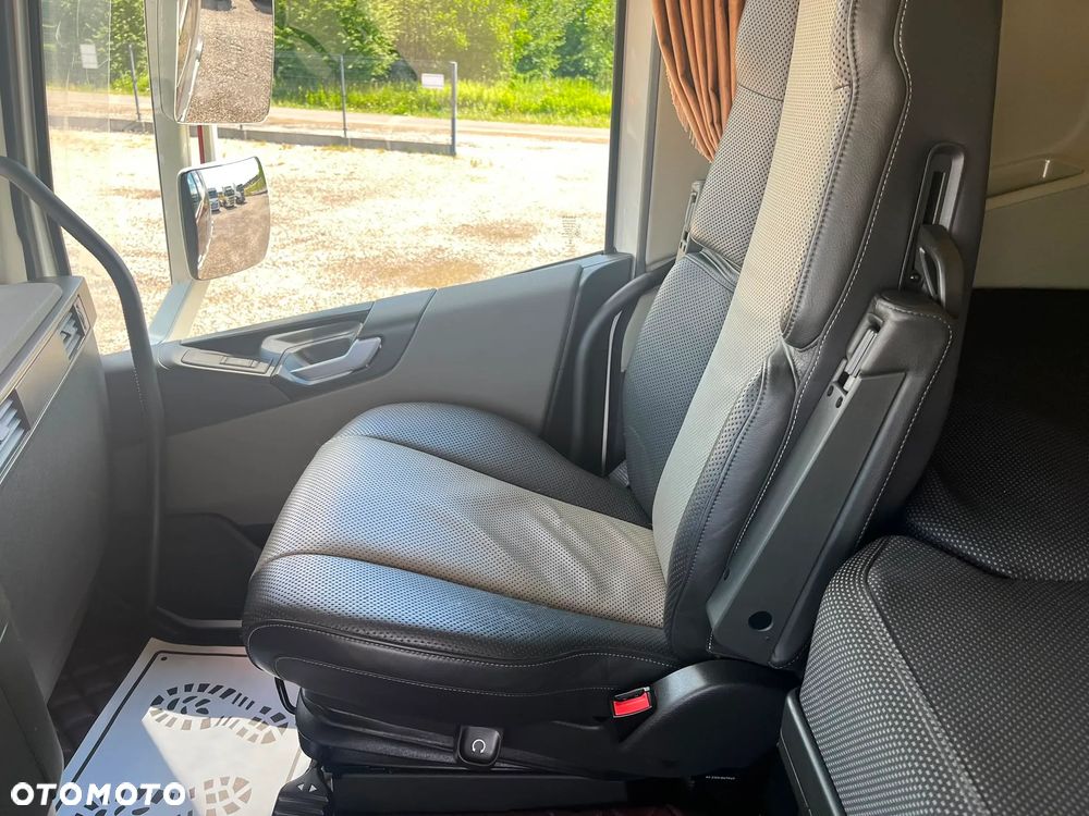Volvo FH500/ SHOW TRUCK / EURO 6D / FULL ADR/ AFULL AIR / I-COOL / ALCOA - 13