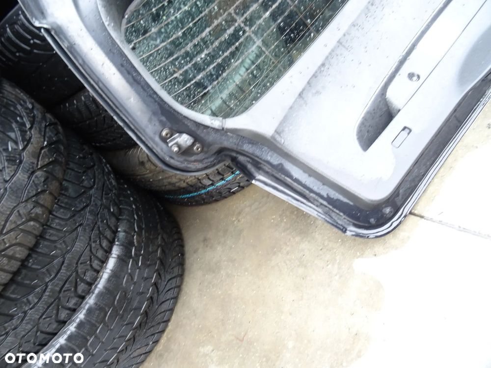 Klapa Bagażnika BMW 1 E87 E81 - 12