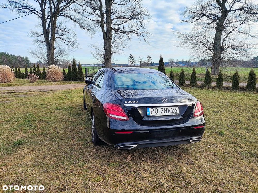 Mercedes-Benz Klasa E 200 d - 5