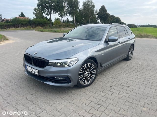 BMW Seria 5 520d xDrive Sport Line