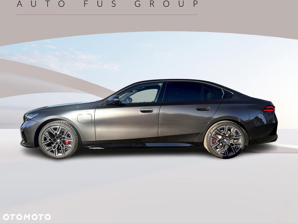 BMW Seria 5 530e xDrive PHEV M Sport Edition - 4