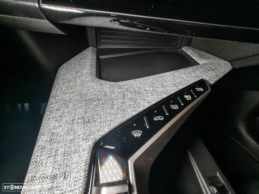 Peugeot E-5008 73 kWh GT - 25