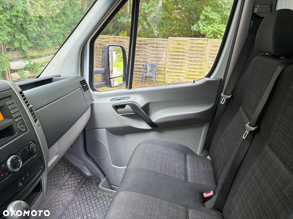 Mercedes-Benz Sprinter 511CDI KOŁA BLIŻNIAKI SKRZYNIOWY - 25