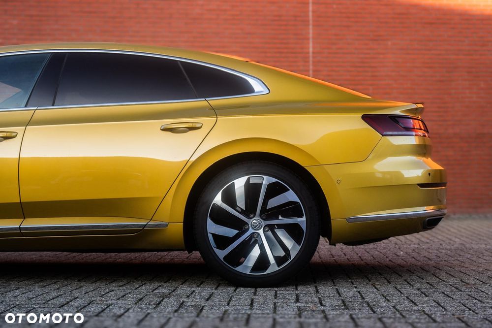 Volkswagen Arteon 2.0 TSI DSG R-Line Edition - 3