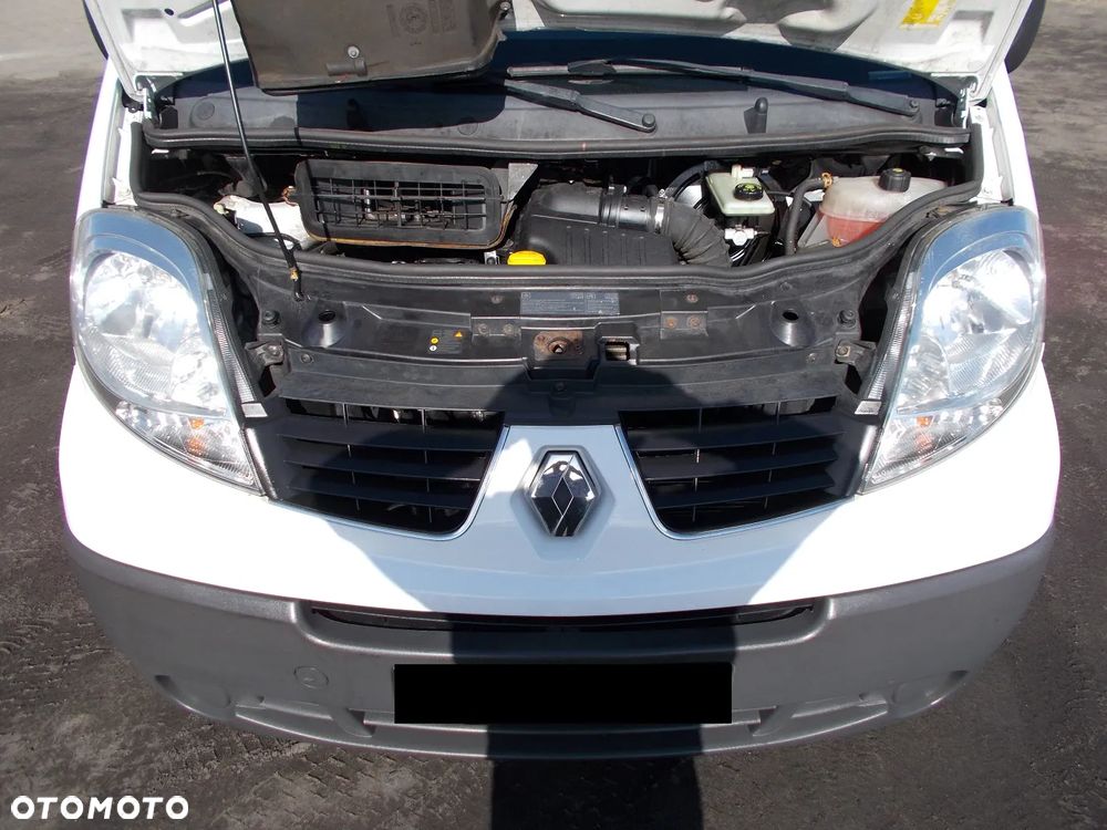 Renault Trafic - 11