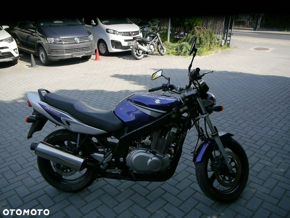 Suzuki GS - 4