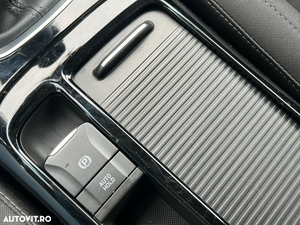 Hyundai i30 1.5 T-GDI 140CP M/T MHEV Highway - 18