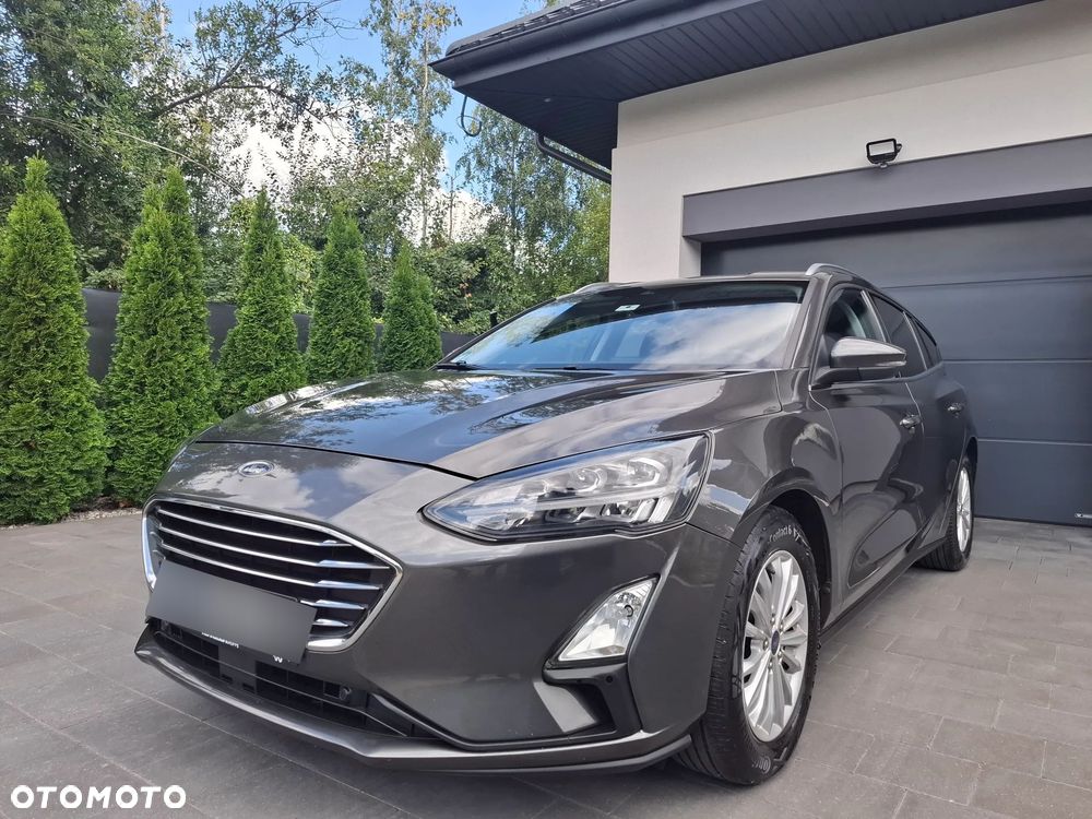 Ford Focus 1.5 EcoBlue STart-Stopp-System TITANIUM X - 2