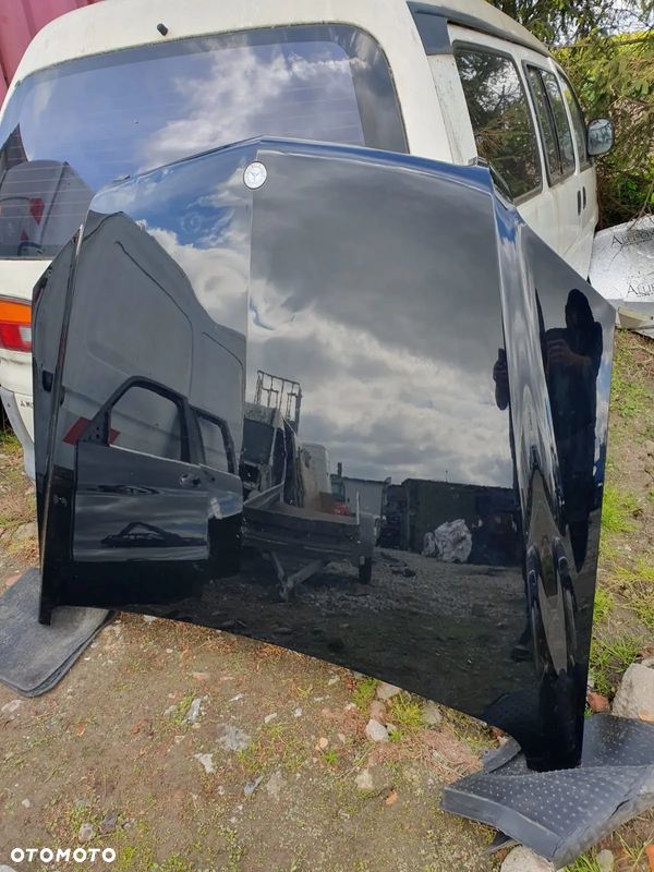 MASKA POKRYWA SILNIKA MERCEDES GLK W204 08-
