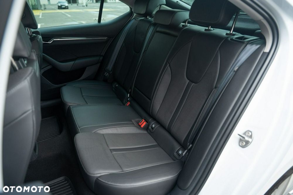 Skoda Octavia 2.0 TSI 4x4 Style DSG - 31