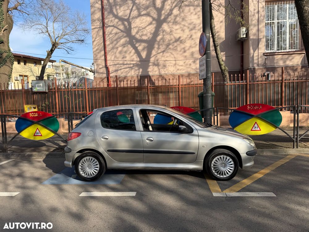 Peugeot 206 - 3