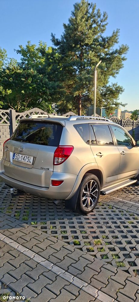 Toyota RAV4 2.2 D-4D Sol 180 - 9